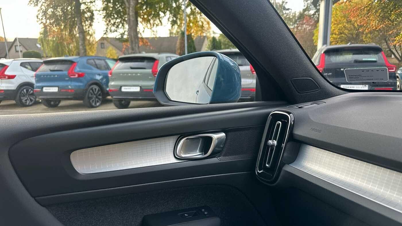 Used Volvo XC40 2022 for sale - 77363727: Photo 27