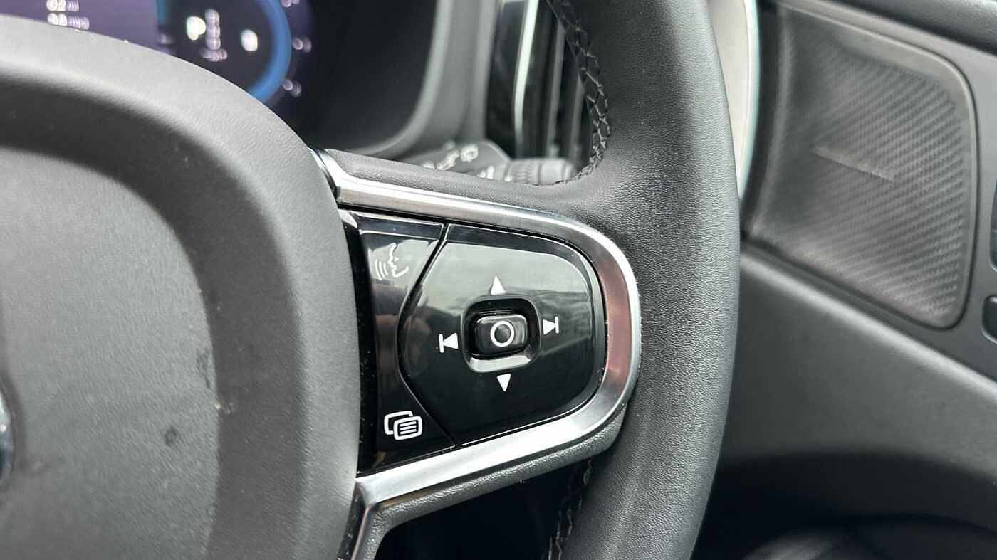 Used Volvo XC60 2022 for sale - 77363726: Photo 22