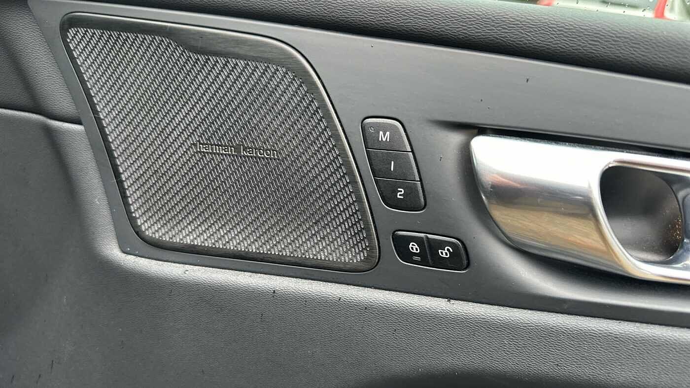 Used Volvo XC60 2022 for sale - 77363726: Photo 35