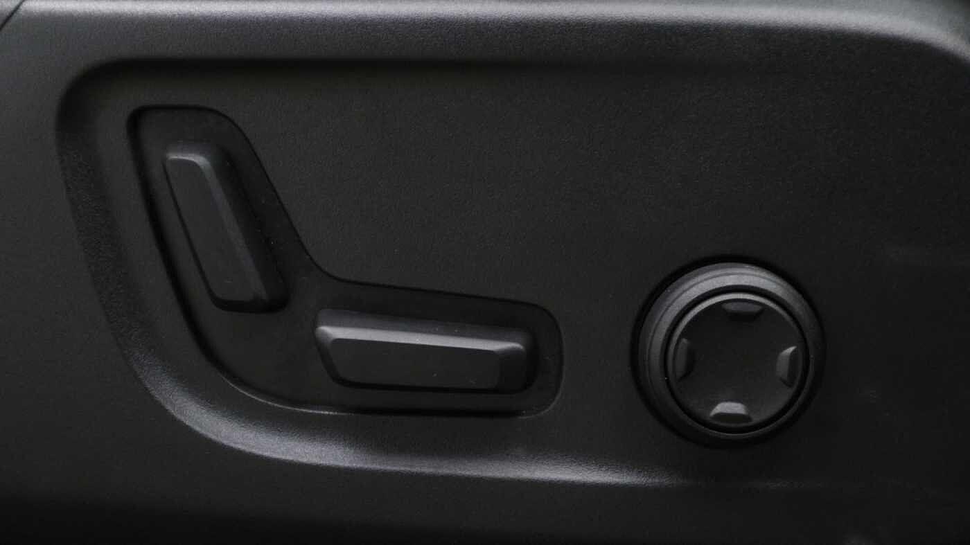 Used Volvo XC40 for sale - 77363771: Photo 29