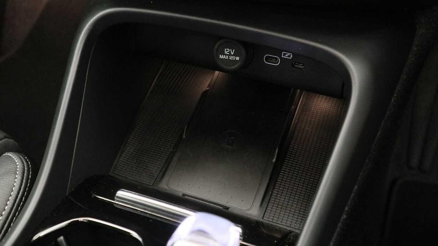 Used Volvo XC40 for sale - 77363771: Photo 32