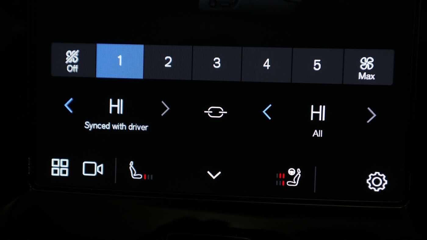 Used Volvo XC40 for sale - 77363771: Photo 40