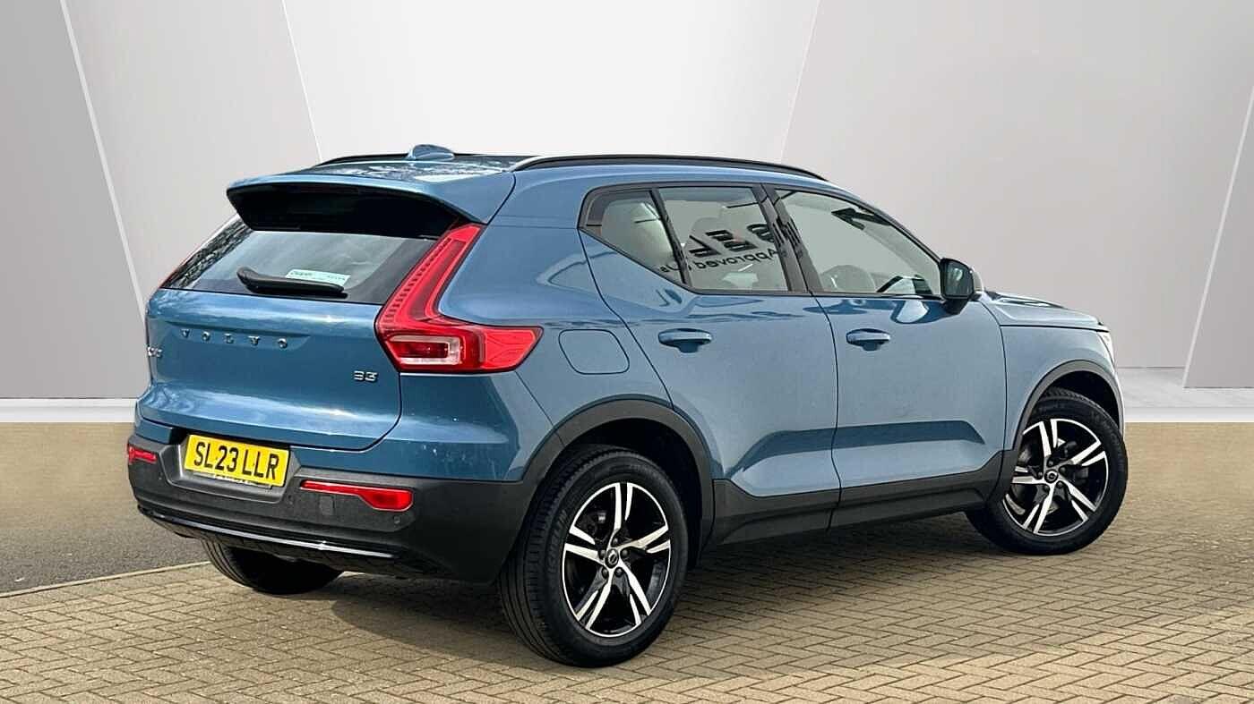 Used Volvo XC40 2023 for sale - 77970714: Photo 2