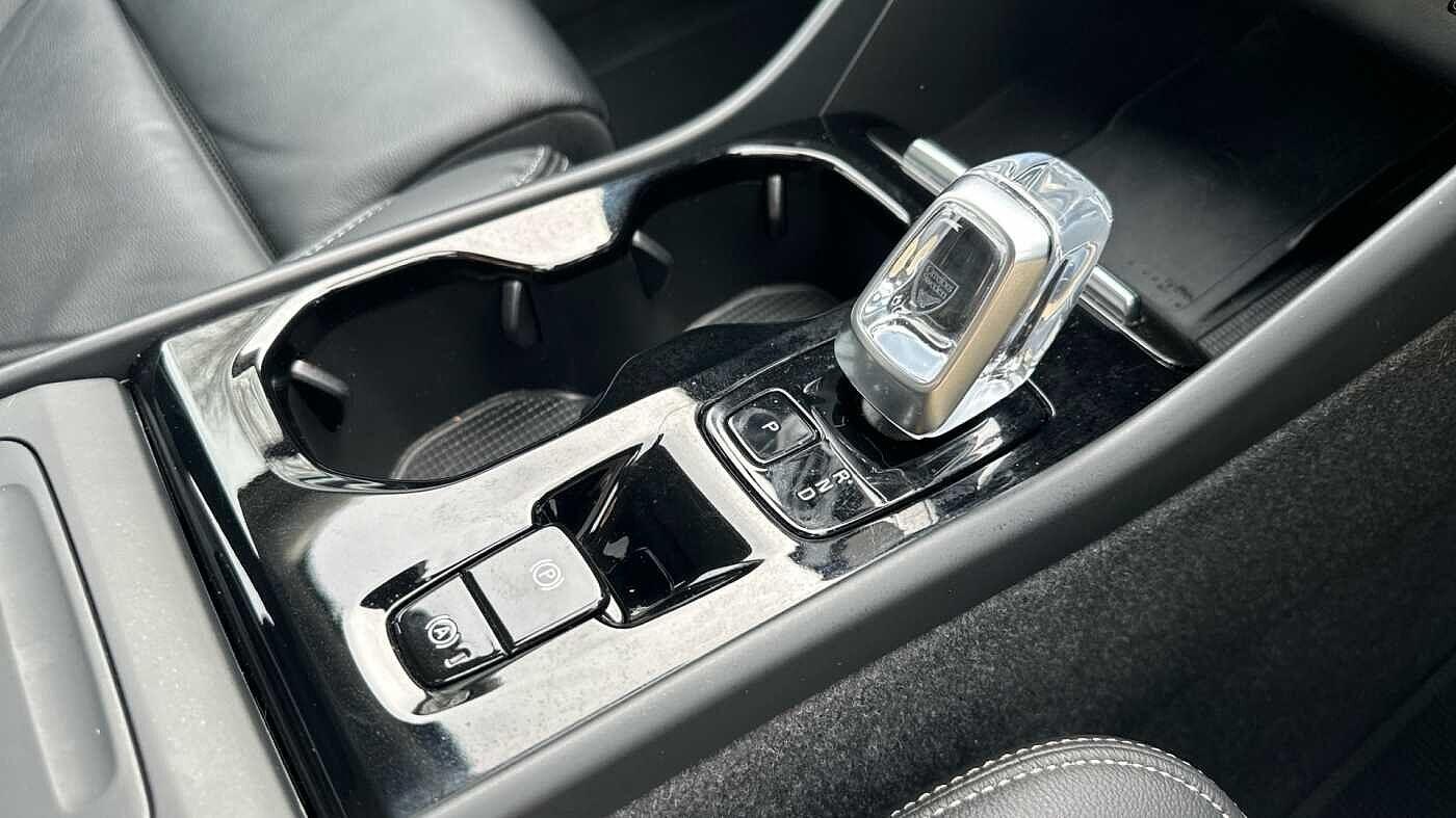 Used Volvo XC40 2023 for sale - 77970714: Photo 25