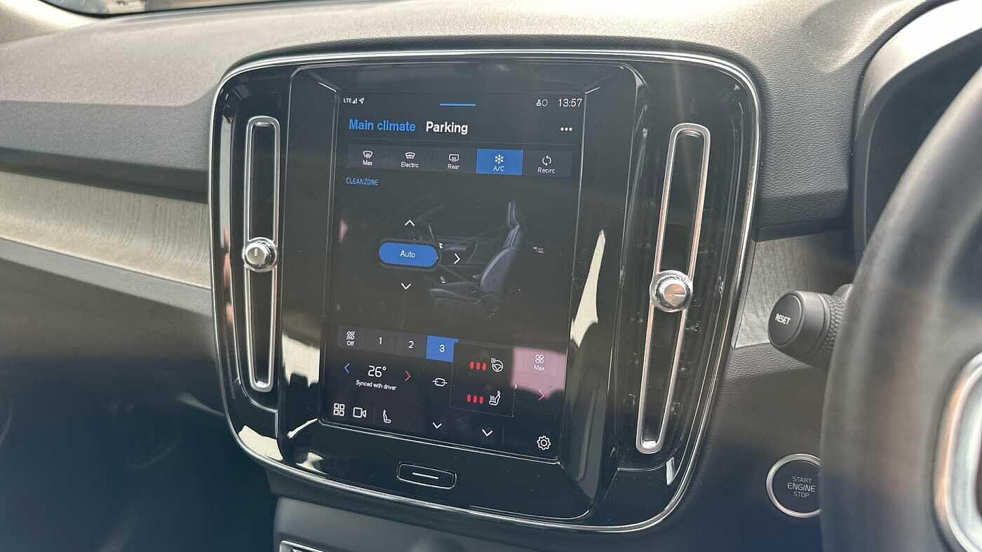 Used Volvo XC40 2023 for sale - 77970714: Photo 29