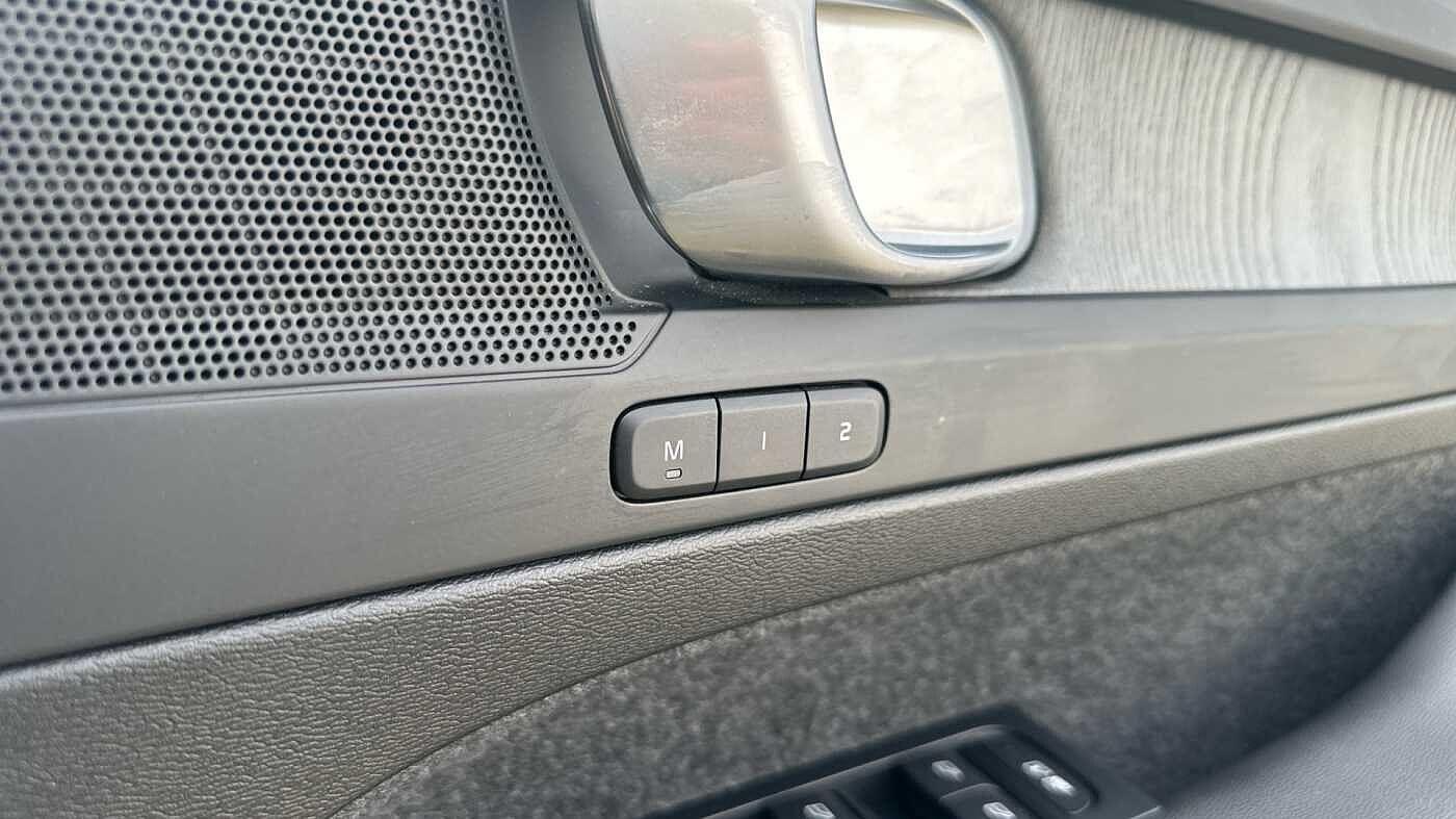 Used Volvo XC40 2023 for sale - 77970714: Photo 35