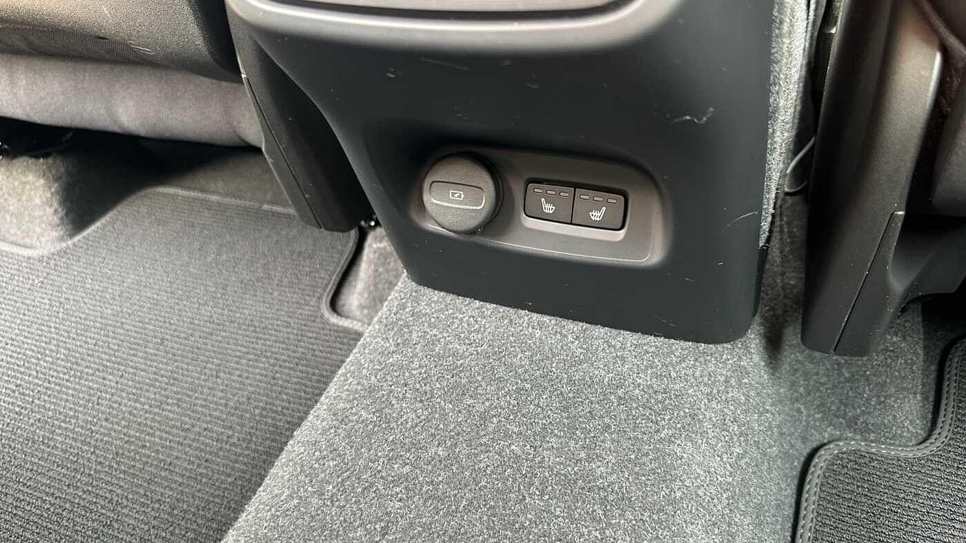 Used Volvo XC40 2023 for sale - 77970714: Photo 43