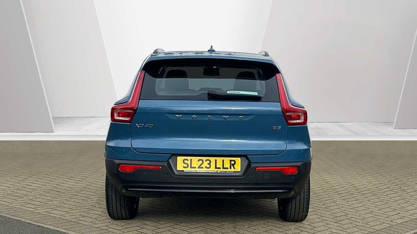 Used Volvo XC40 2023 for sale - 77970714: Photo 9