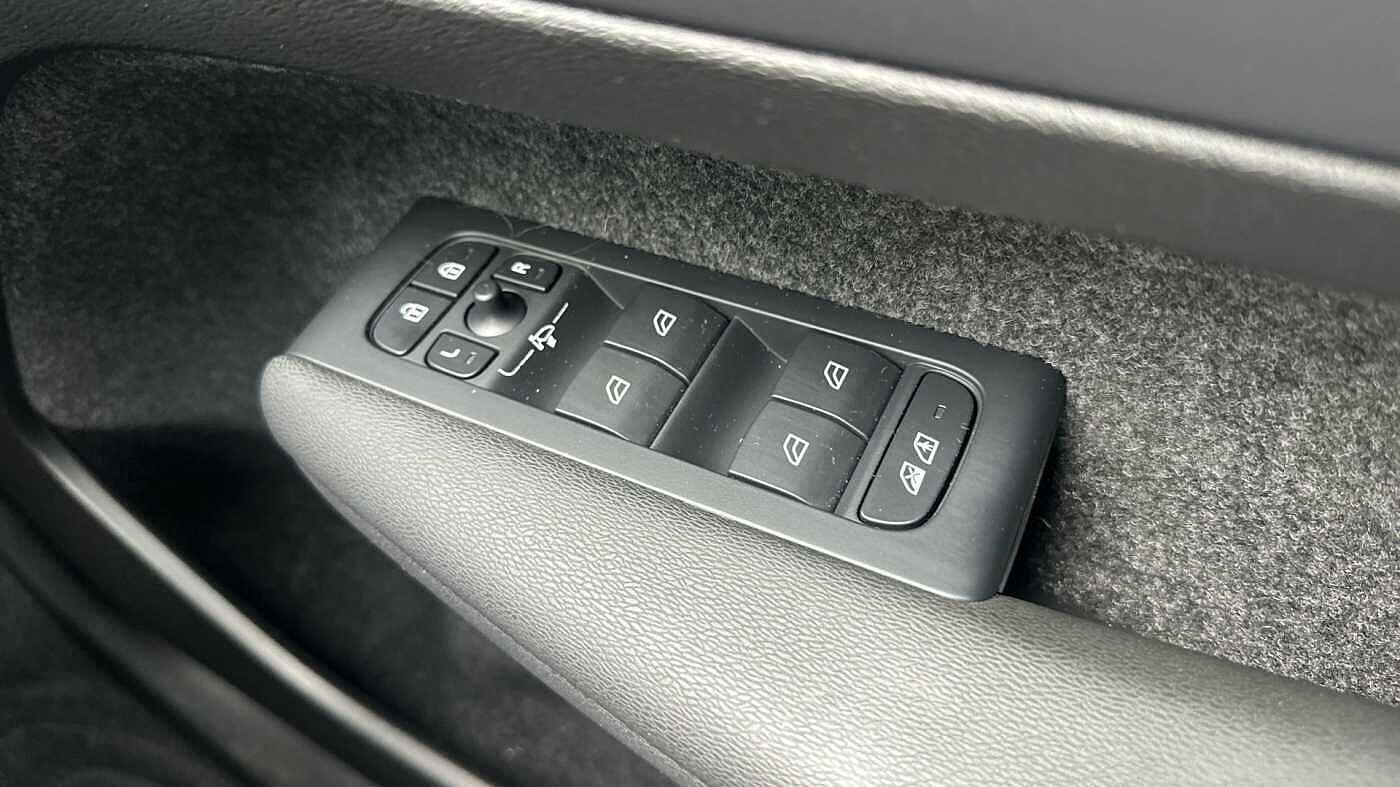 Used Volvo XC40 2022 for sale - 77363746: Photo 24