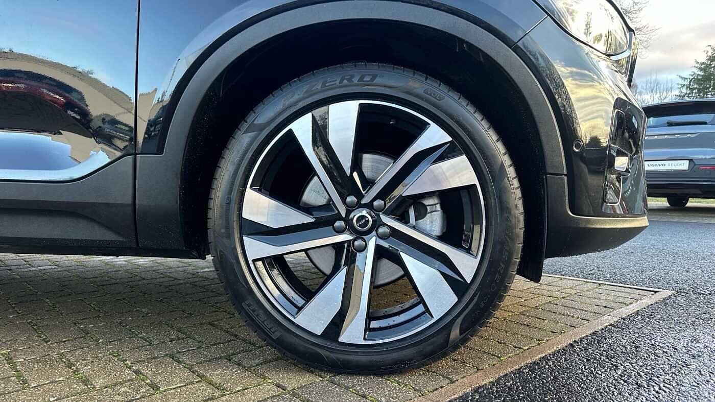 Used Volvo XC40 2024 for sale - 77363729: Photo 11