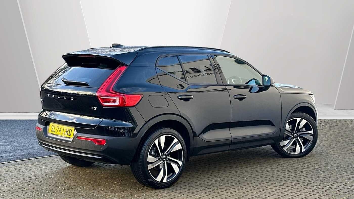Used Volvo XC40 2024 for sale - 77363729: Photo 2