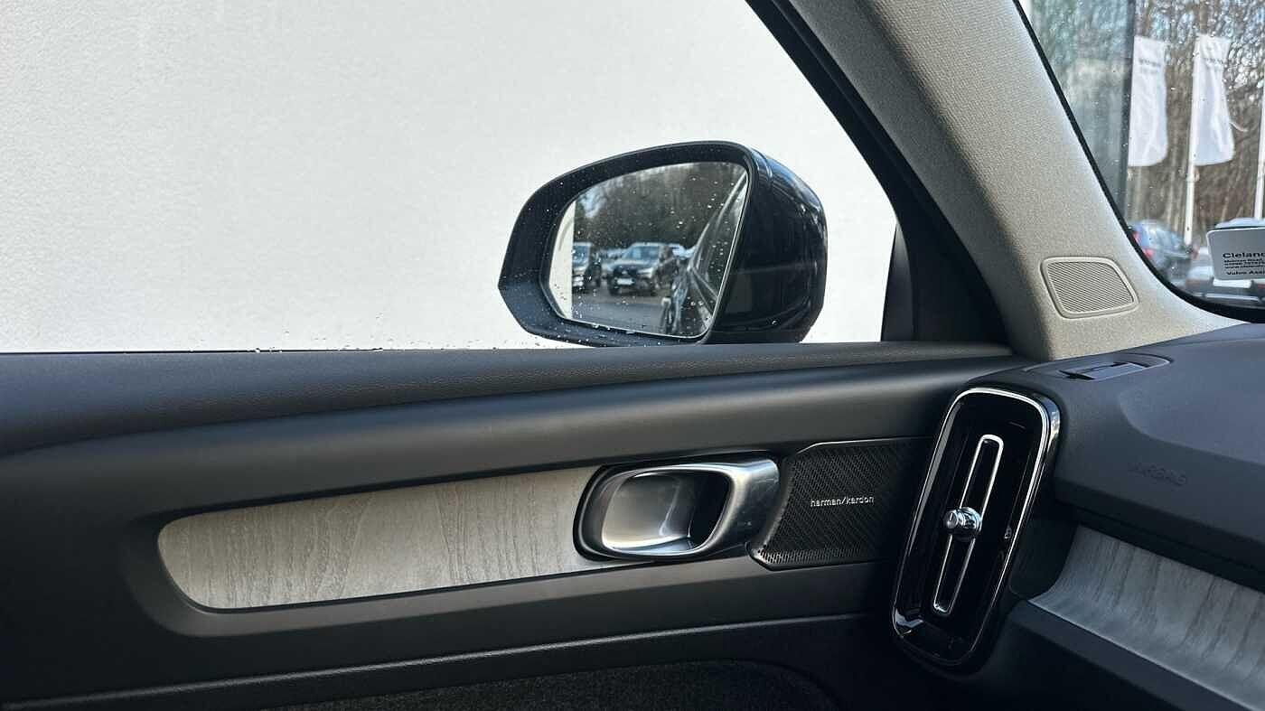 Used Volvo XC40 2024 for sale - 77363729: Photo 29