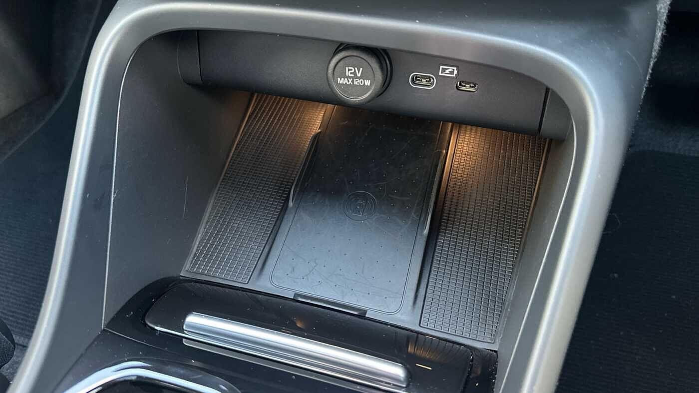 Used Volvo XC40 2024 for sale - 77363729: Photo 33