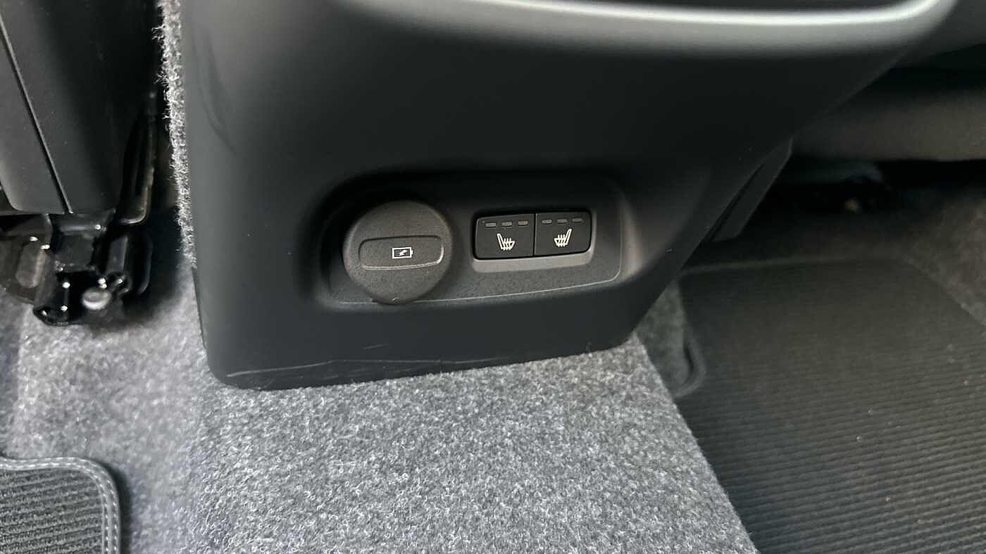 Used Volvo XC40 2024 for sale - 77363729: Photo 43