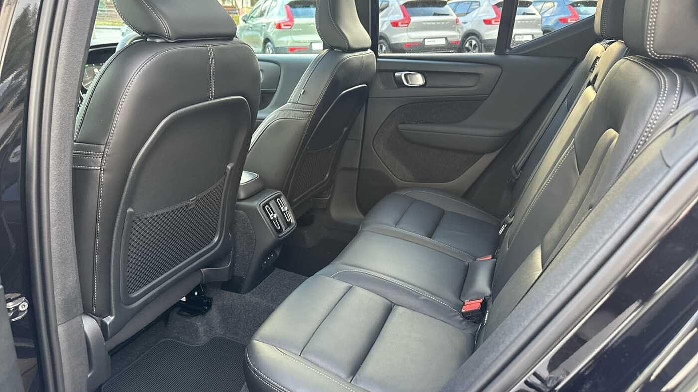 Used Volvo XC40 2024 for sale - 77363729: Photo 8