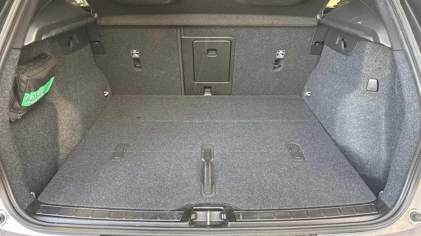 Used Volvo XC40 2025 for sale - 77387132: Photo 14