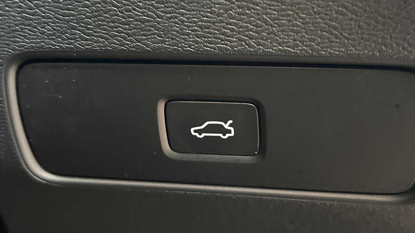 Used Volvo XC40 2025 for sale - 77387132: Photo 29