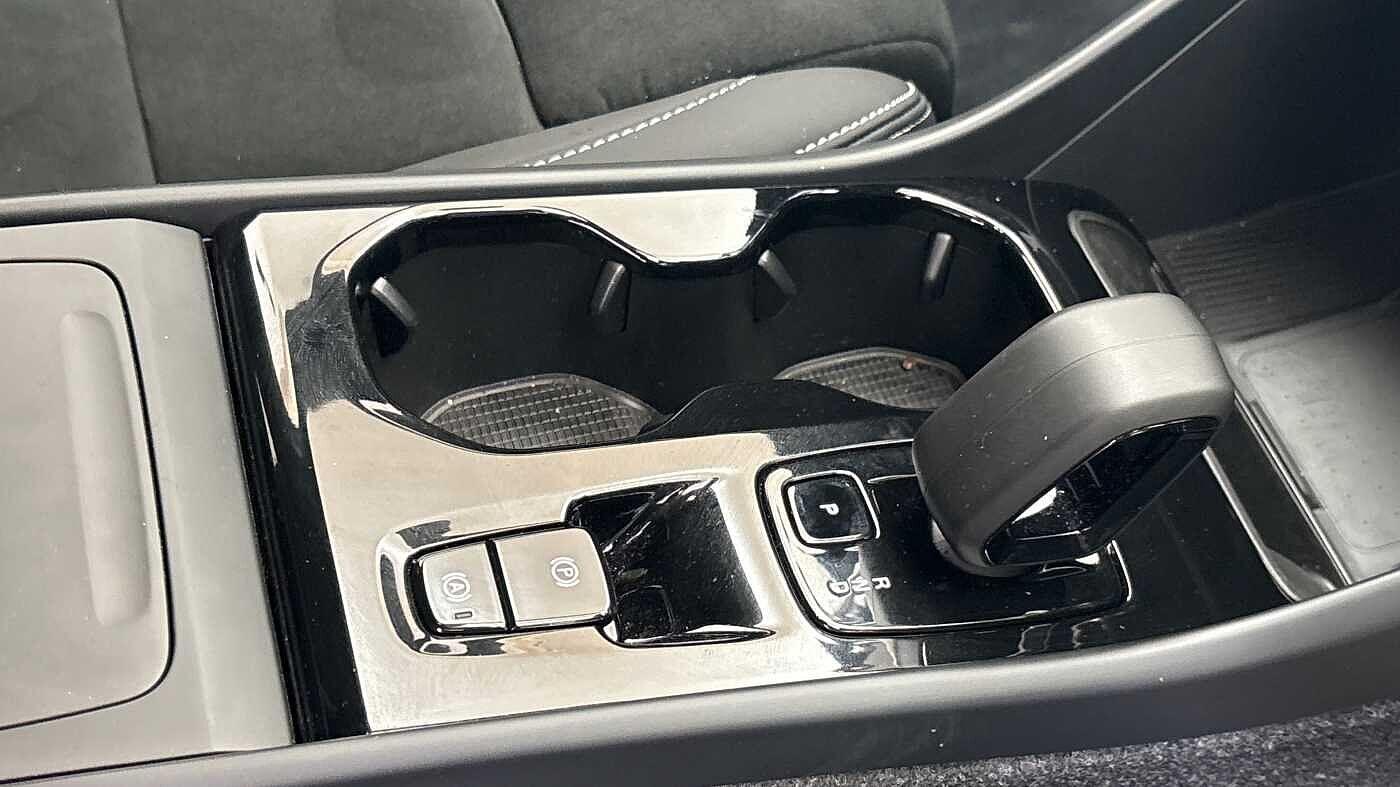 Used Volvo XC40 2025 for sale - 77387132: Photo 31