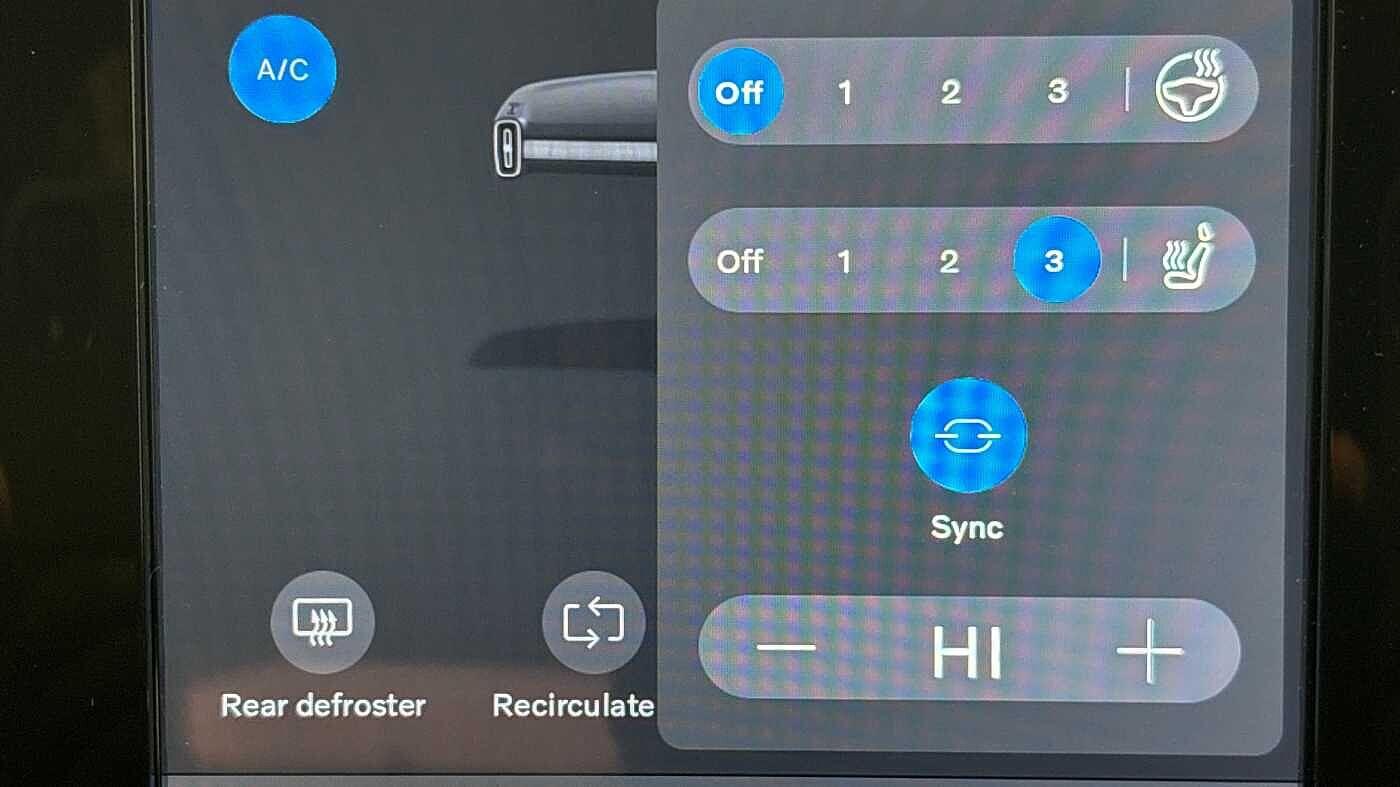 Used Volvo XC40 2025 for sale - 77387132: Photo 40