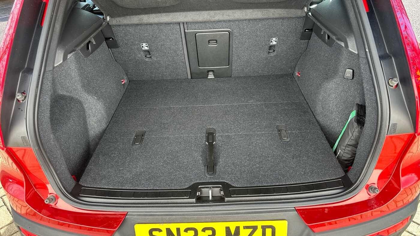 Used Volvo XC40 2023 for sale - 78034854: Photo 15