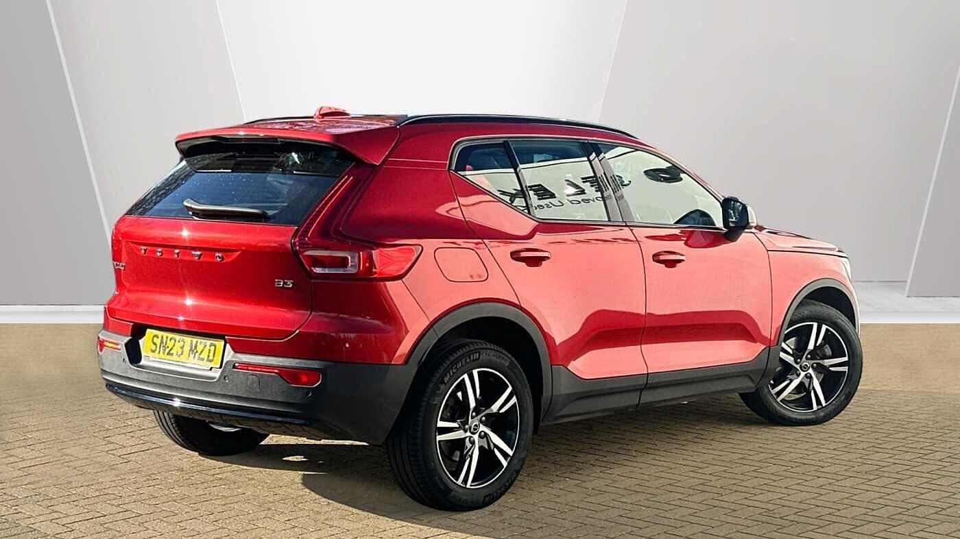 Used Volvo XC40 2023 for sale - 78034854: Photo 2