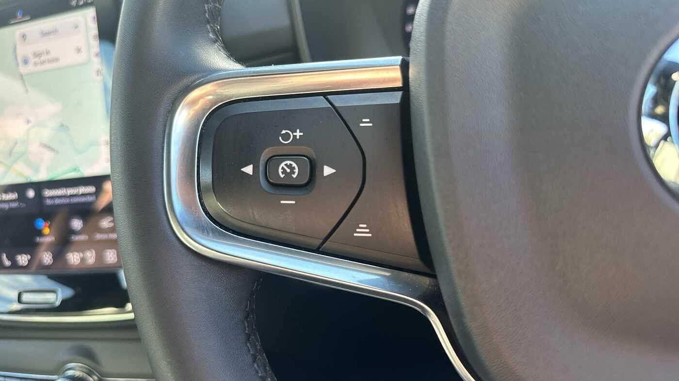 Used Volvo XC40 2023 for sale - 78034854: Photo 21