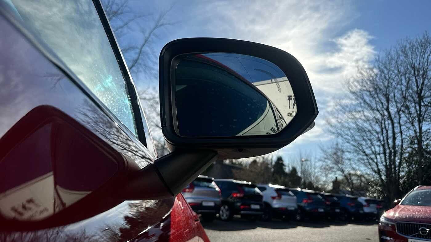 Used Volvo XC40 2023 for sale - 78034854: Photo 36