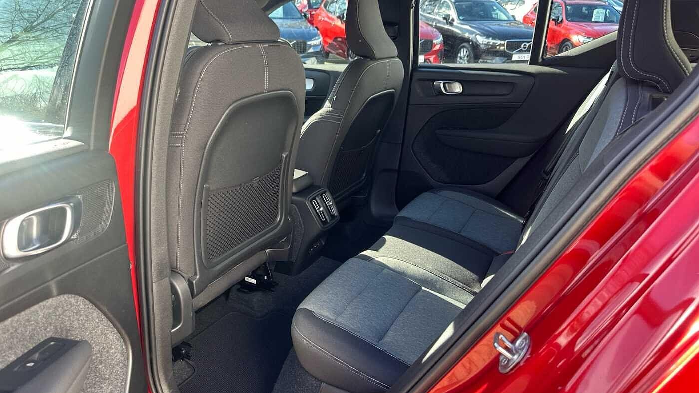 Used Volvo XC40 2023 for sale - 78034854: Photo 8