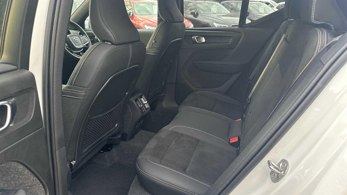 Used Volvo XC40 2023 for sale - 77363723: Photo 10