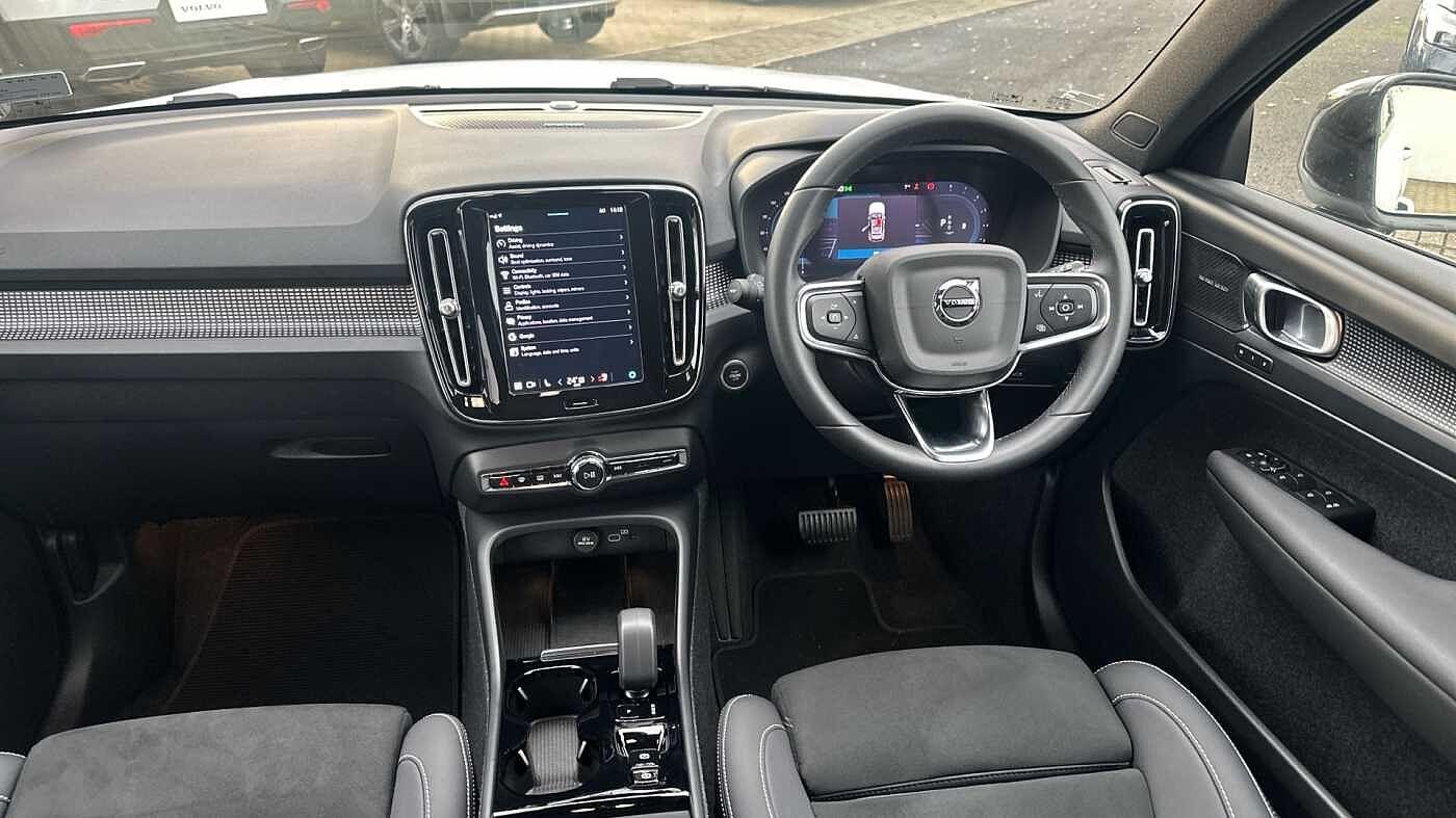 Used Volvo XC40 2023 for sale - 77363723: Photo 19