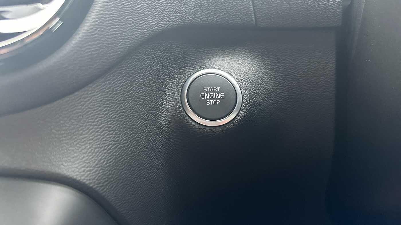 Used Volvo XC40 2023 for sale - 77363723: Photo 21