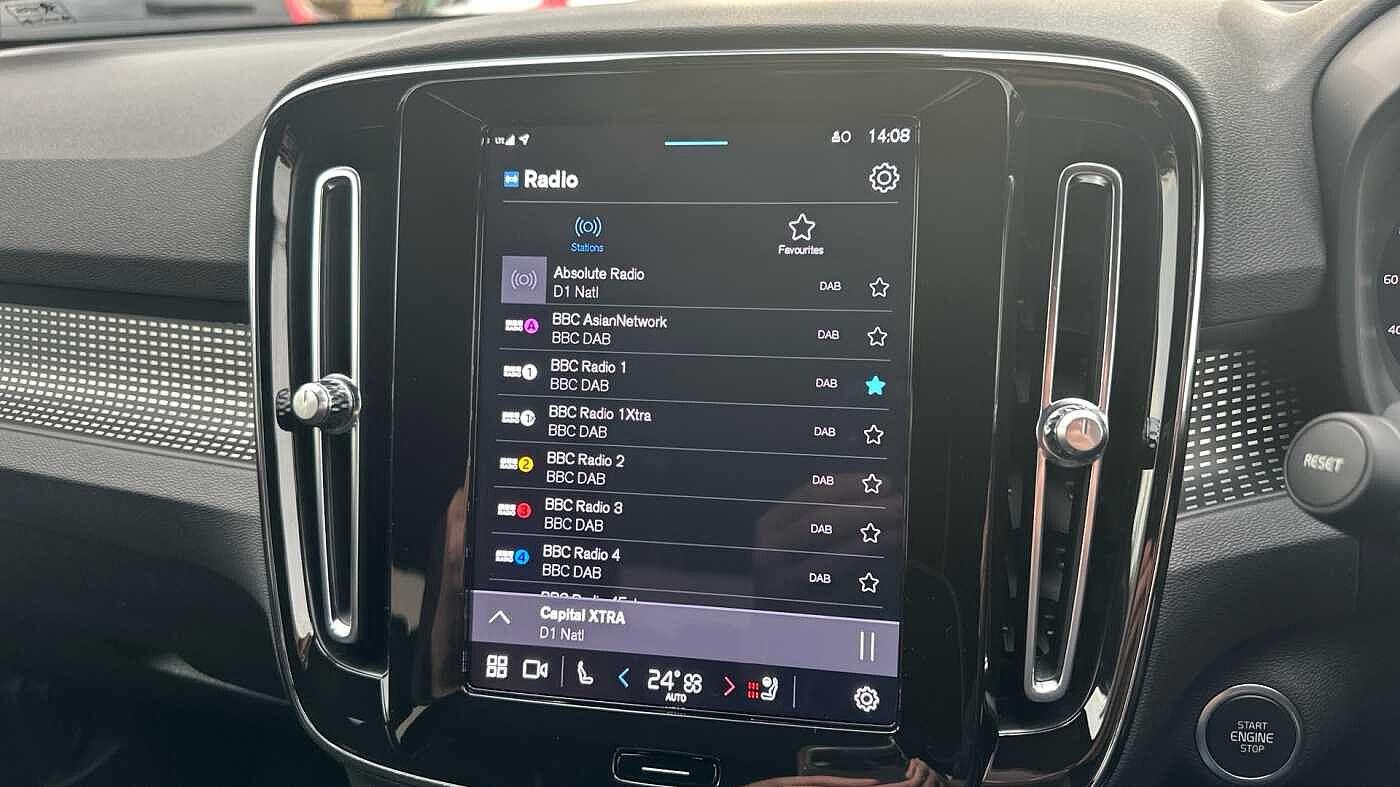 Used Volvo XC40 2023 for sale - 77363723: Photo 25