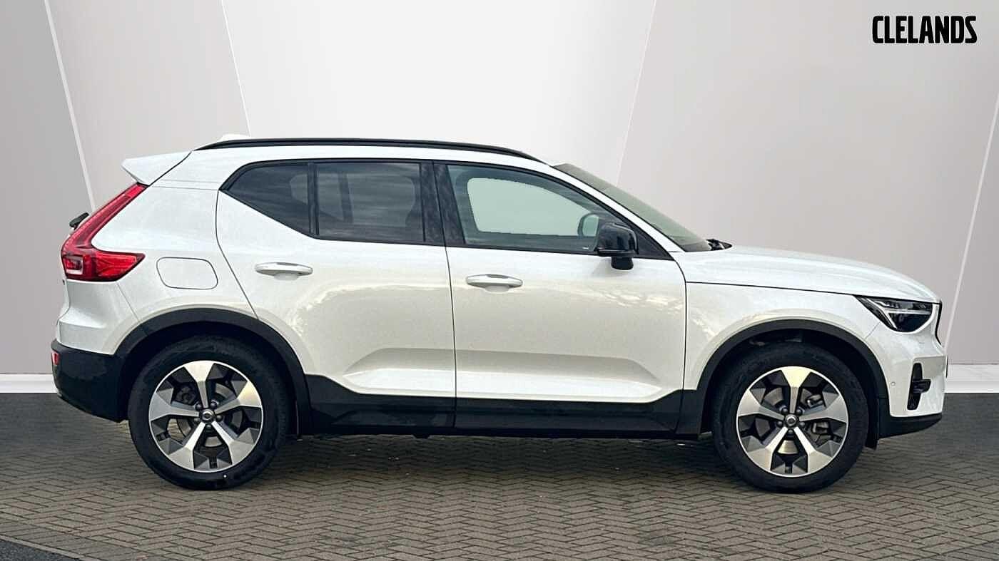 Used Volvo XC40 2023 for sale - 77363723: Photo 3