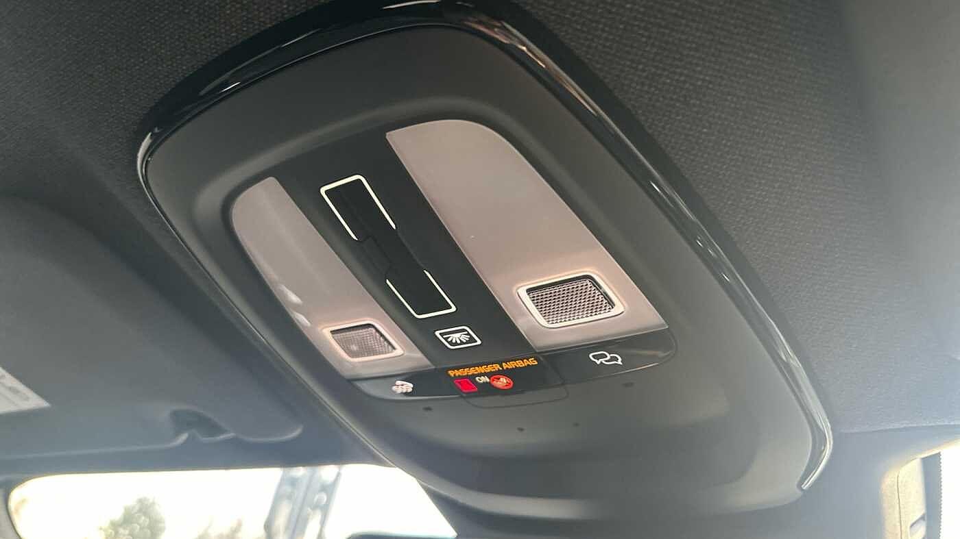 Used Volvo XC40 2023 for sale - 77363723: Photo 31