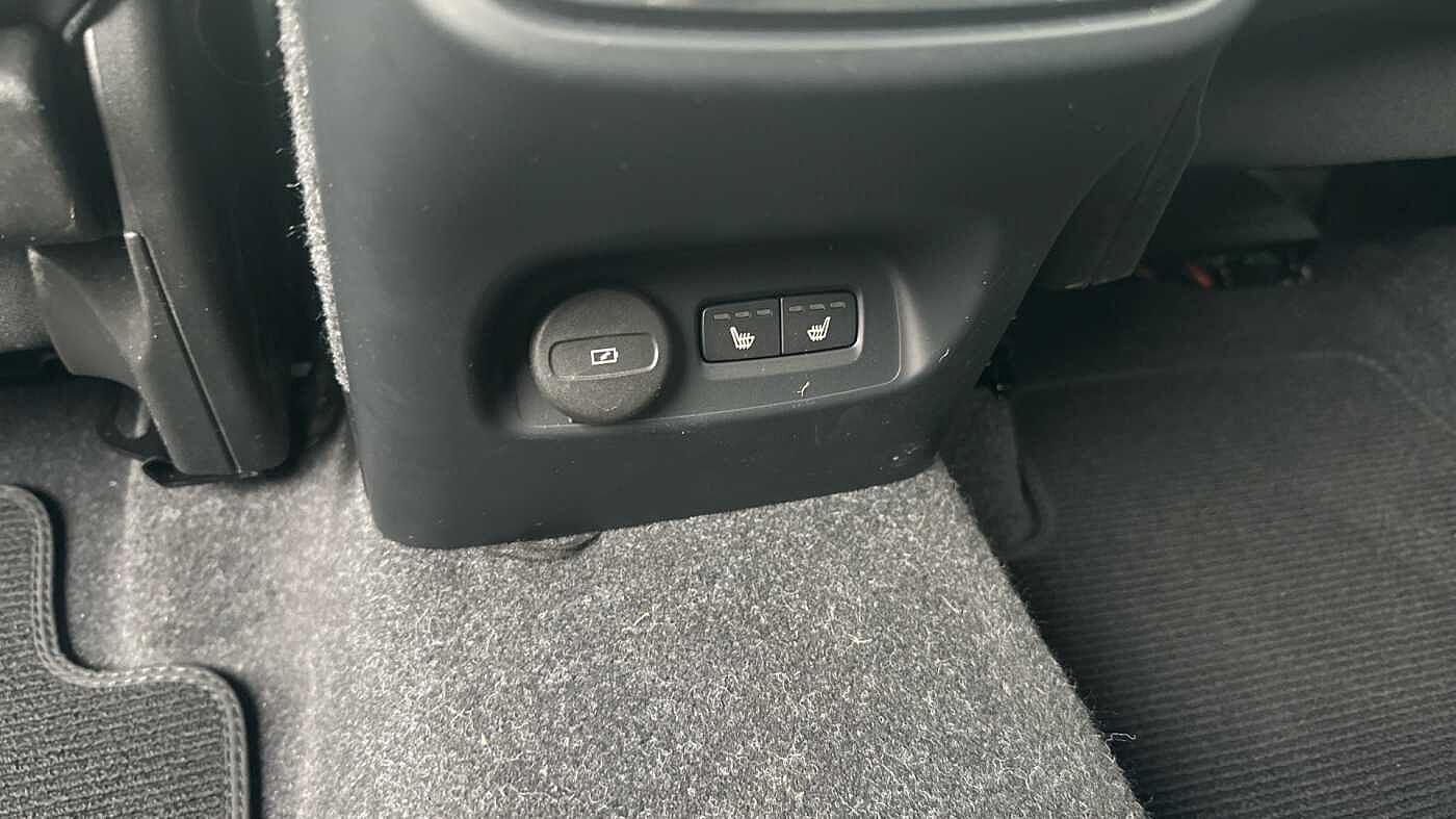 Used Volvo XC40 2023 for sale - 77363723: Photo 43