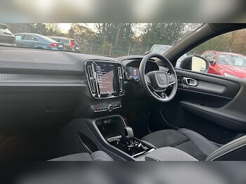 Used Volvo XC40 2023 for sale - 77363723: Photo