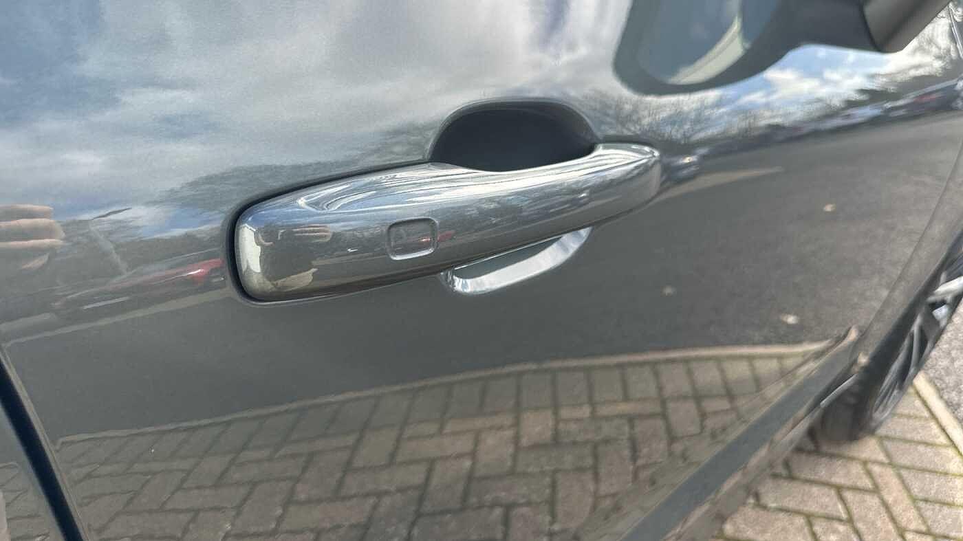 Used Volvo XC60 for sale - 77853125: Photo 46