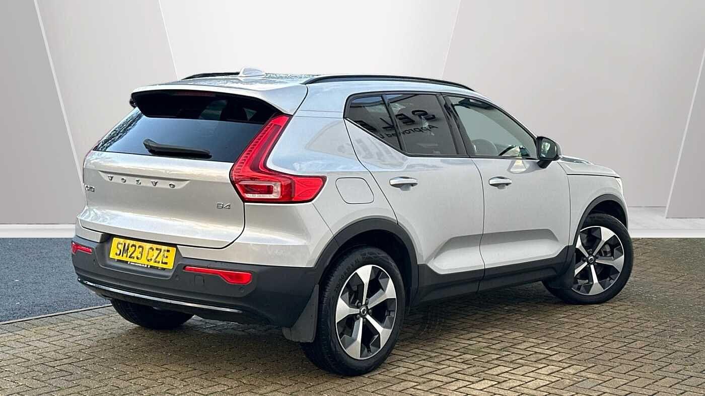 Used Volvo XC40 2023 for sale - 77363747: Photo 2