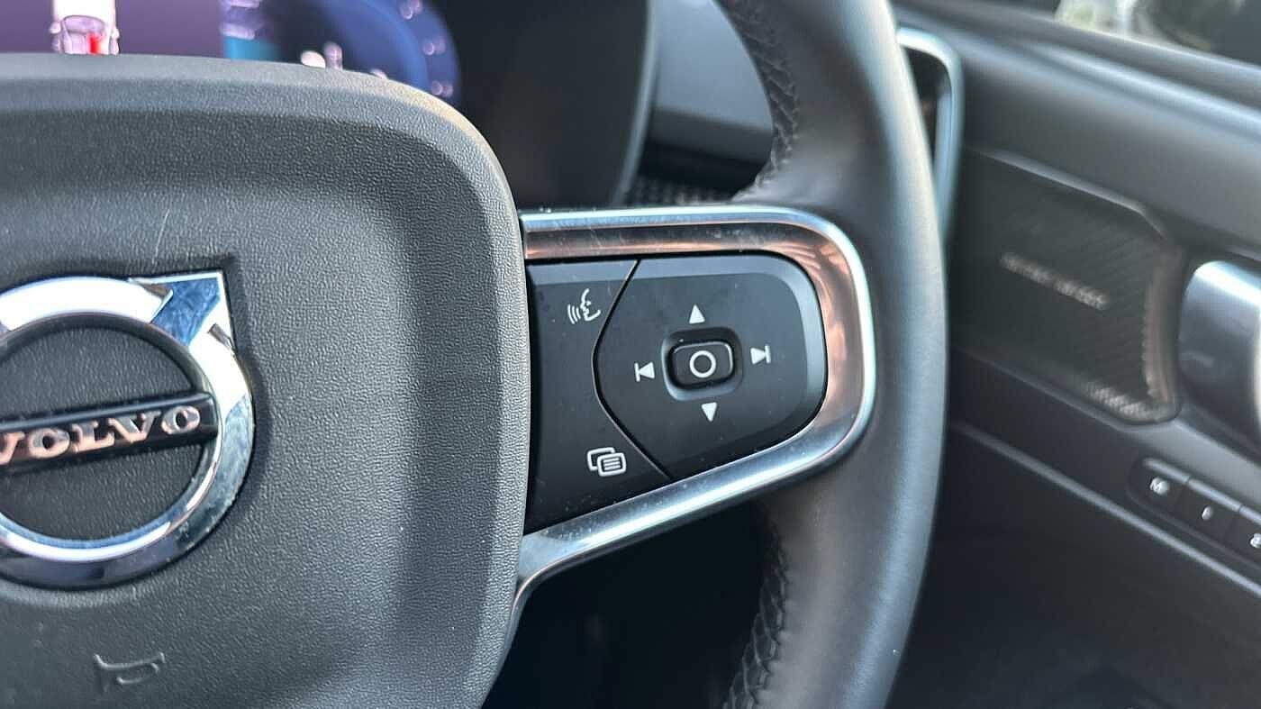 Used Volvo XC40 2023 for sale - 77363747: Photo 21