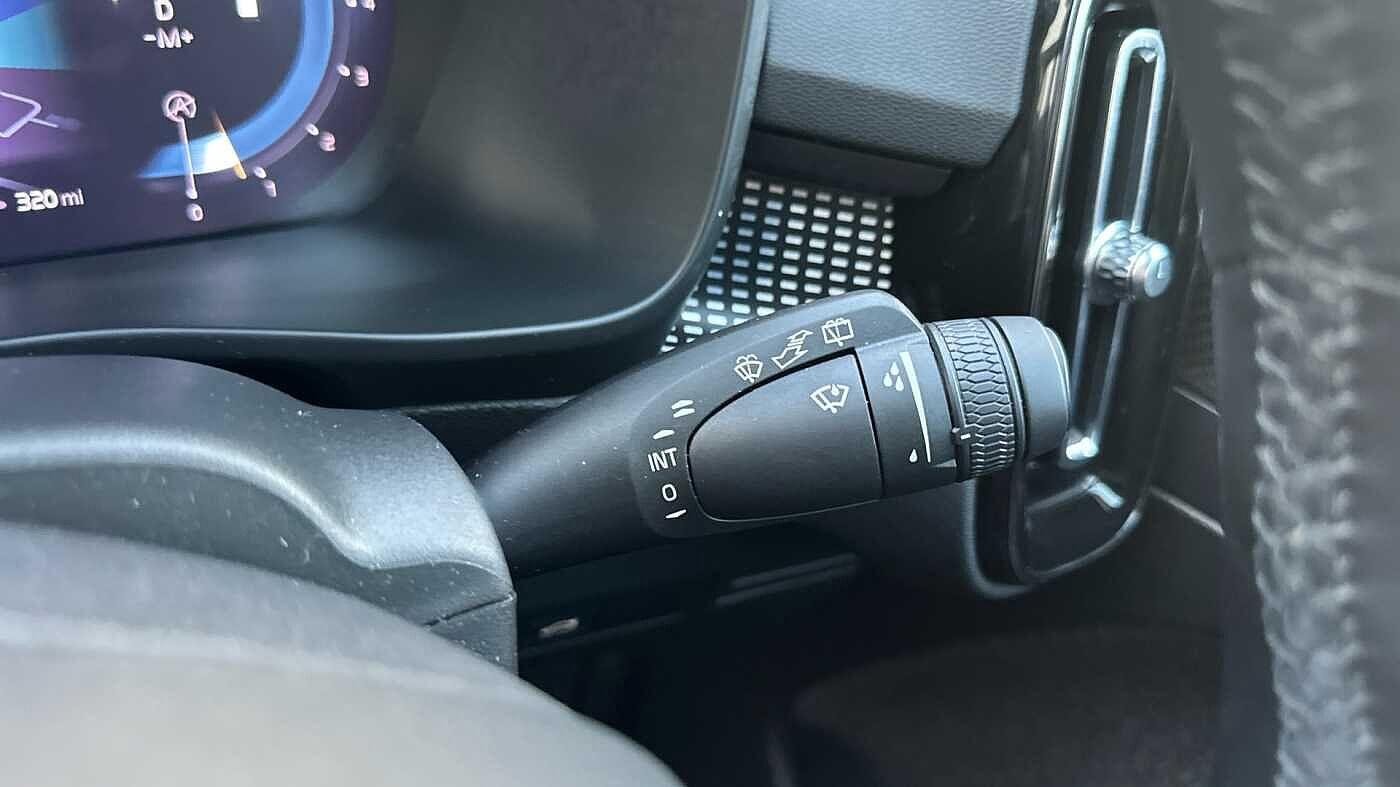 Used Volvo XC40 2023 for sale - 77363747: Photo 22