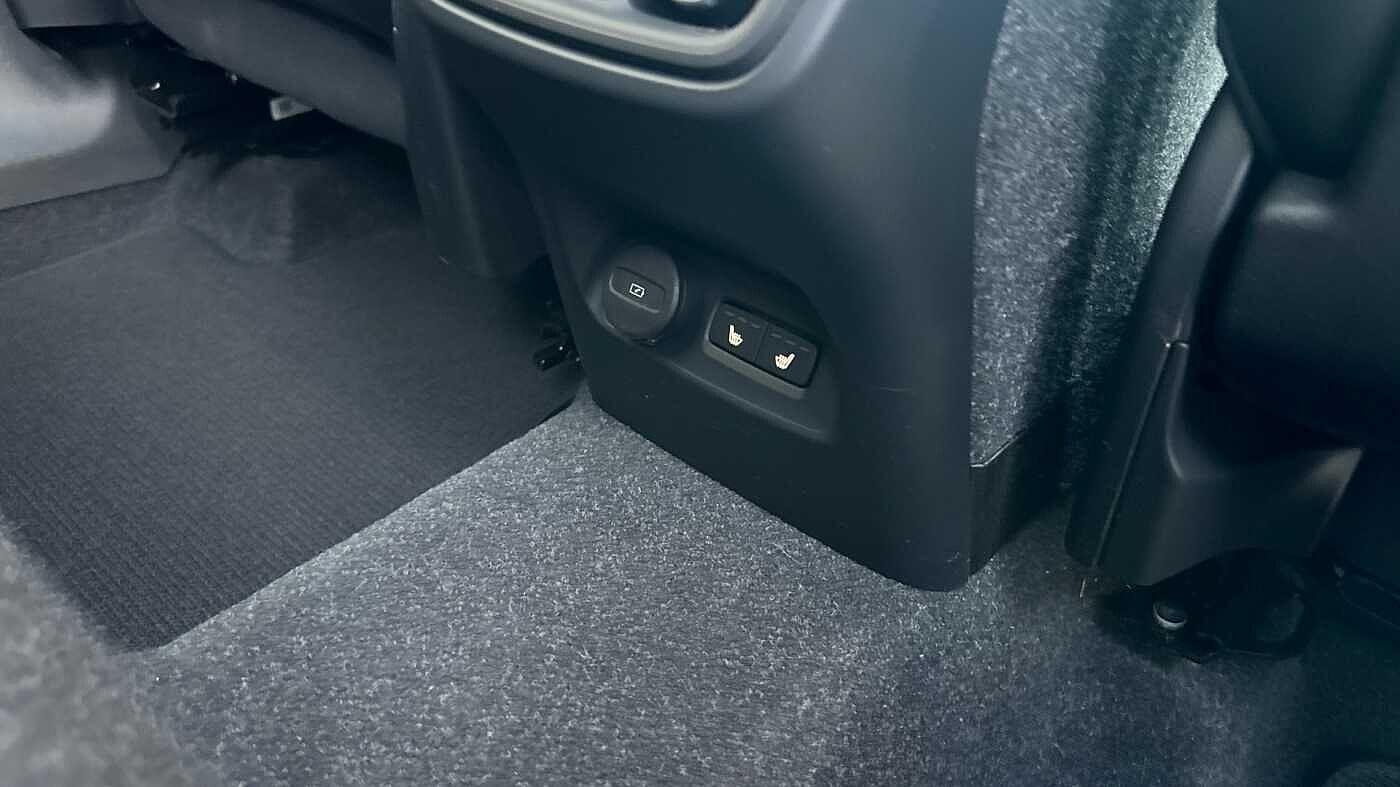 Used Volvo XC40 2023 for sale - 77363747: Photo 38