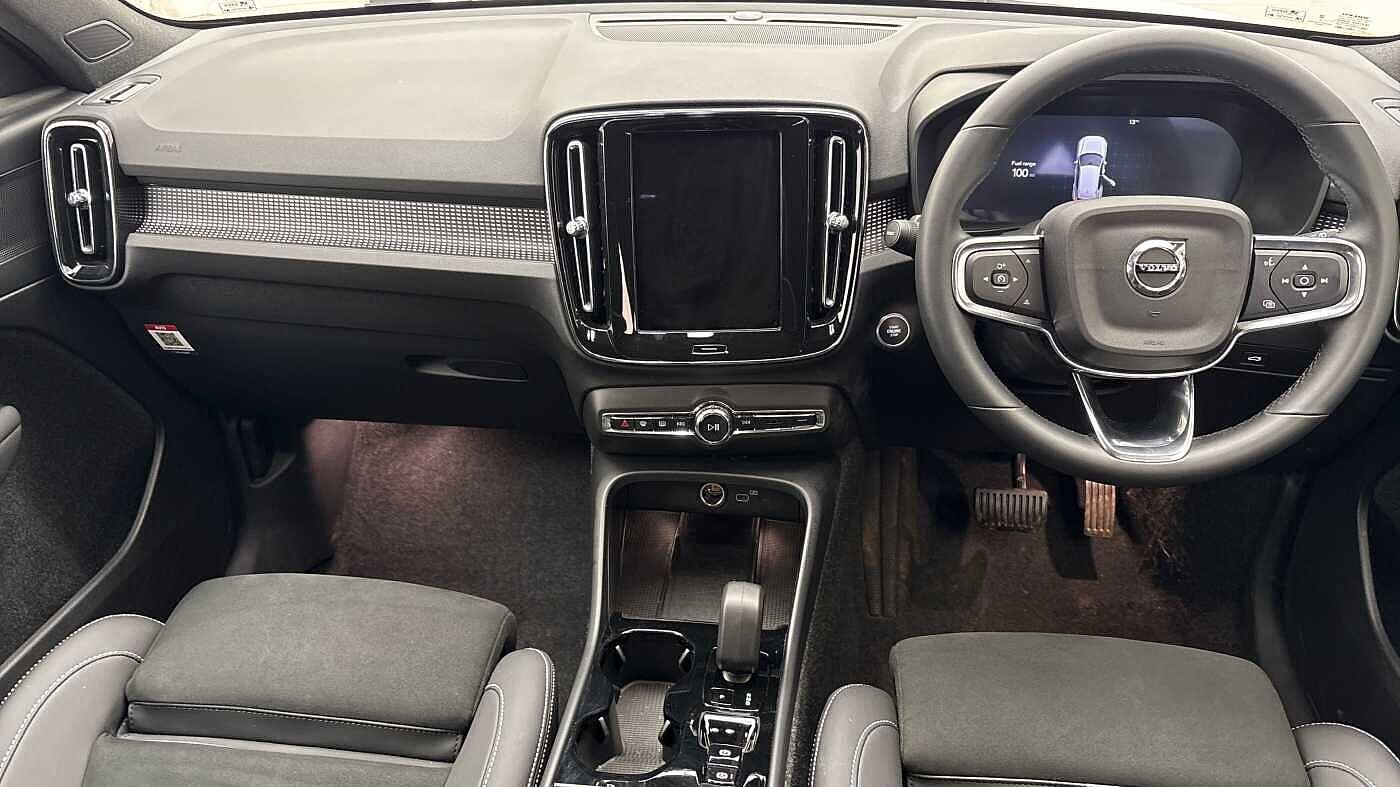 Used Volvo XC40 2025 for sale - 77957042: Photo 10