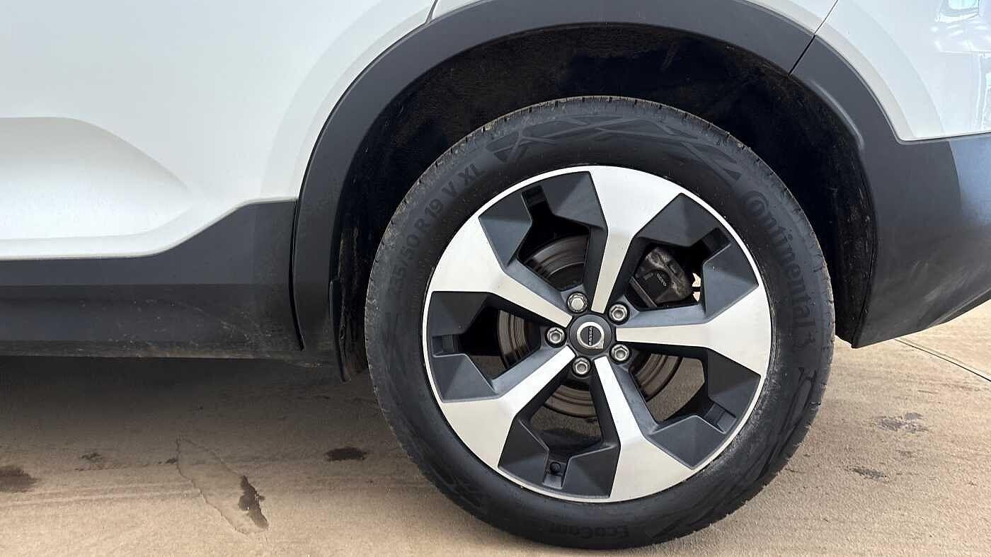 Used Volvo XC40 2025 for sale - 77957042: Photo 16