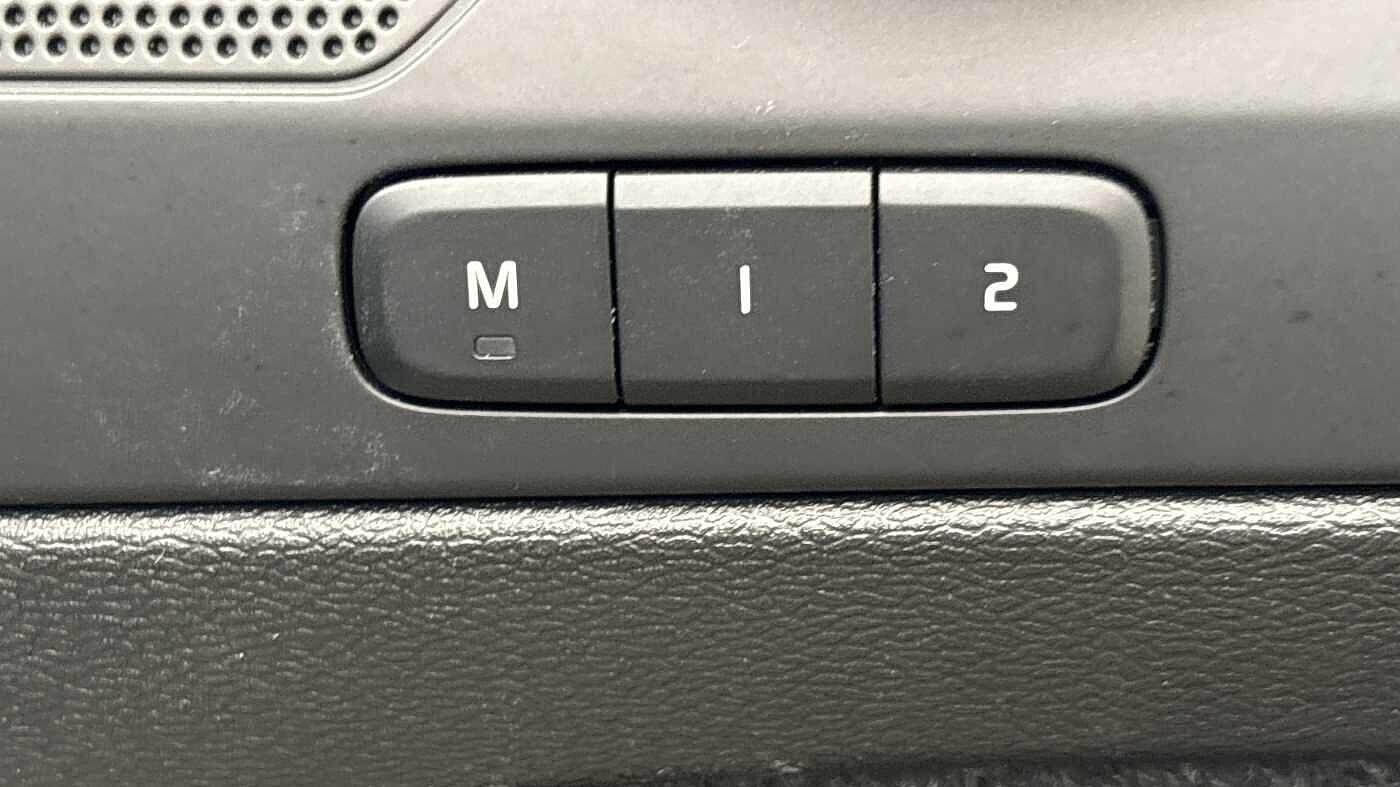 Used Volvo XC40 2025 for sale - 77957042: Photo 25