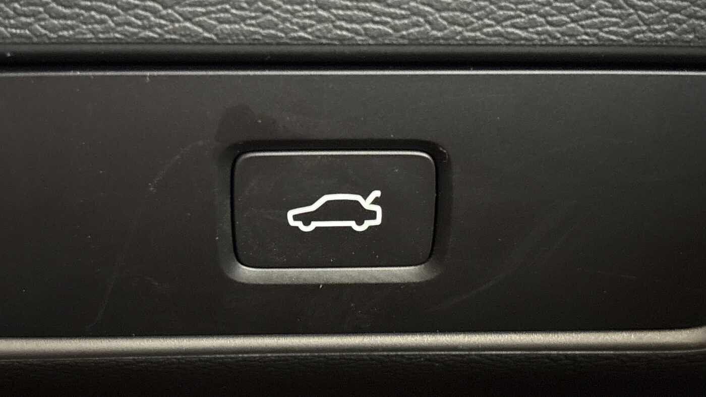 Used Volvo XC40 2025 for sale - 77957042: Photo 29