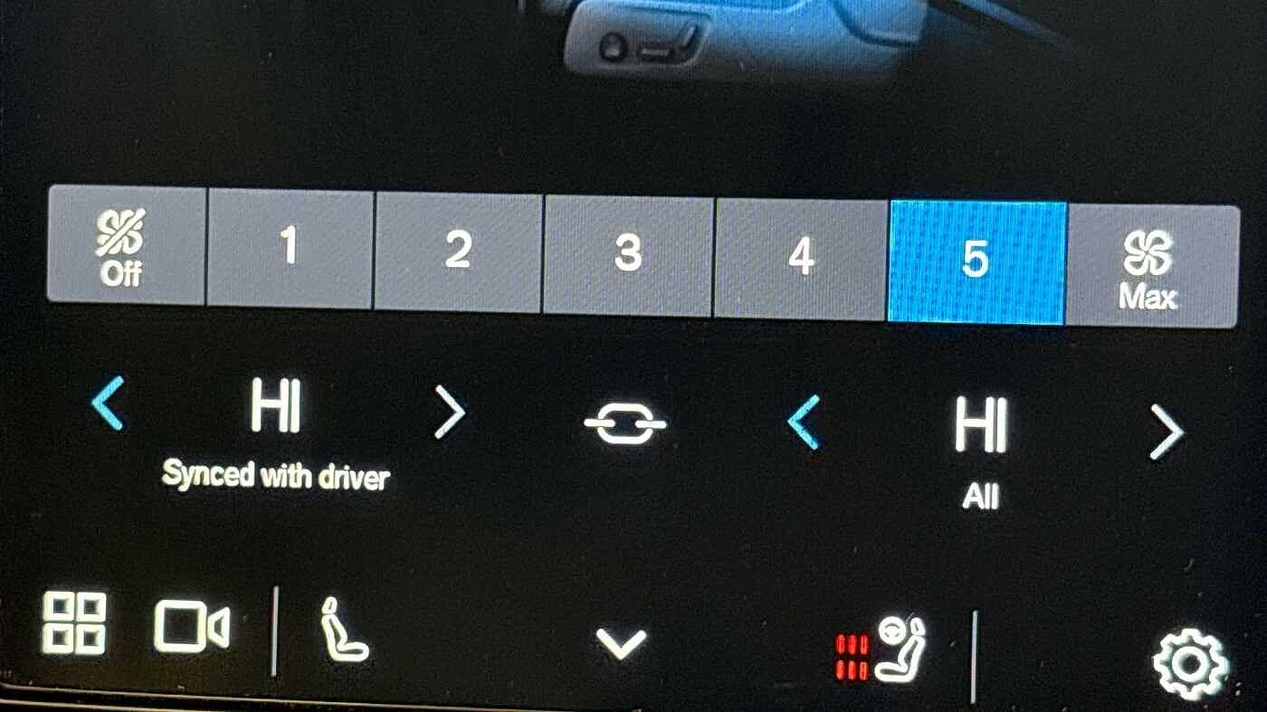 Used Volvo XC40 2025 for sale - 77957042: Photo 39