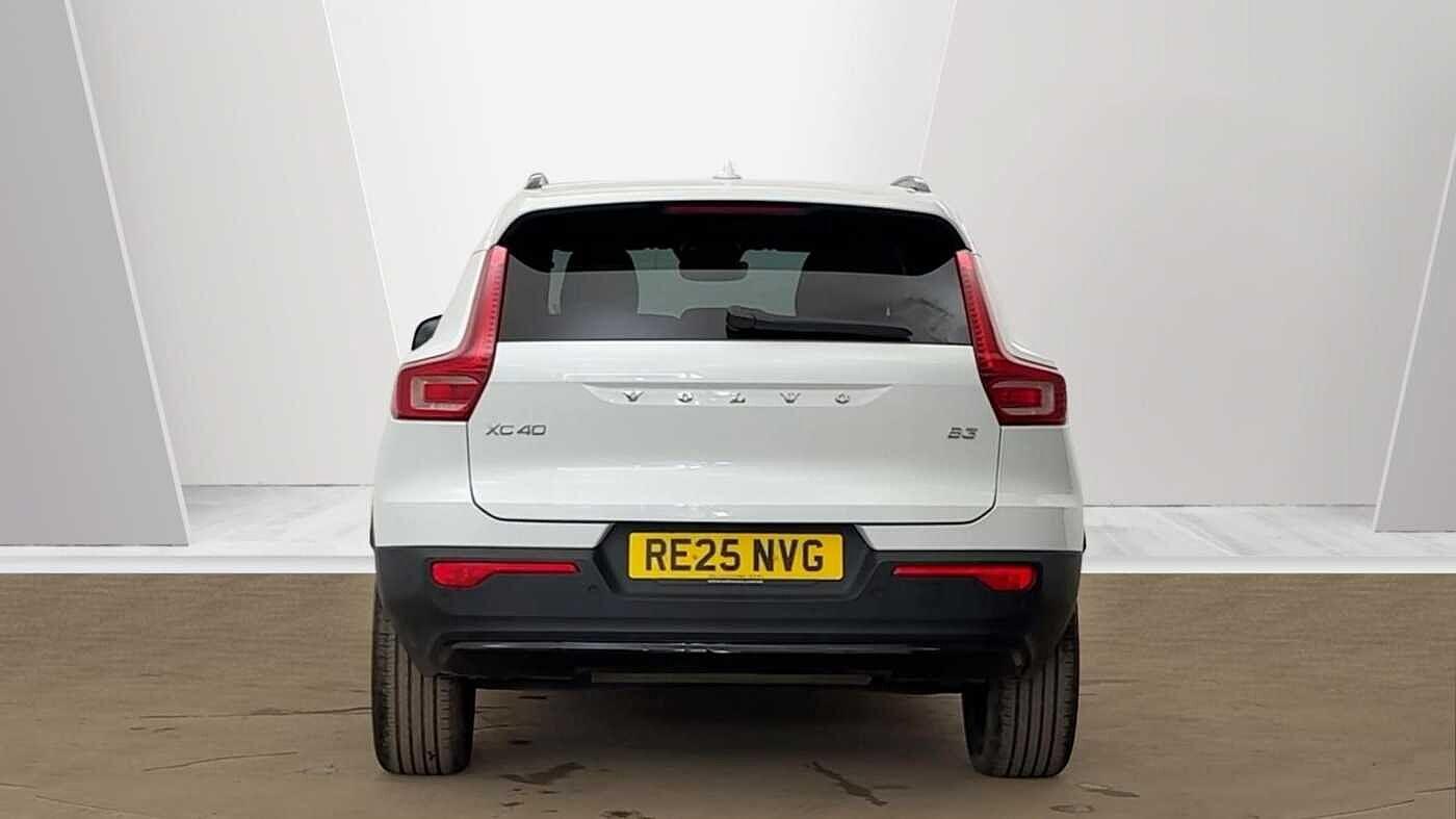 Used Volvo XC40 2025 for sale - 77957042: Photo 4