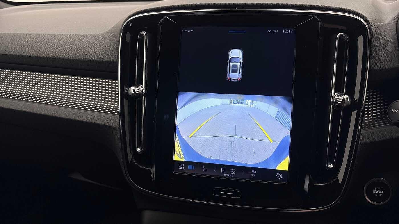 Used Volvo XC40 2025 for sale - 77957042: Photo 41