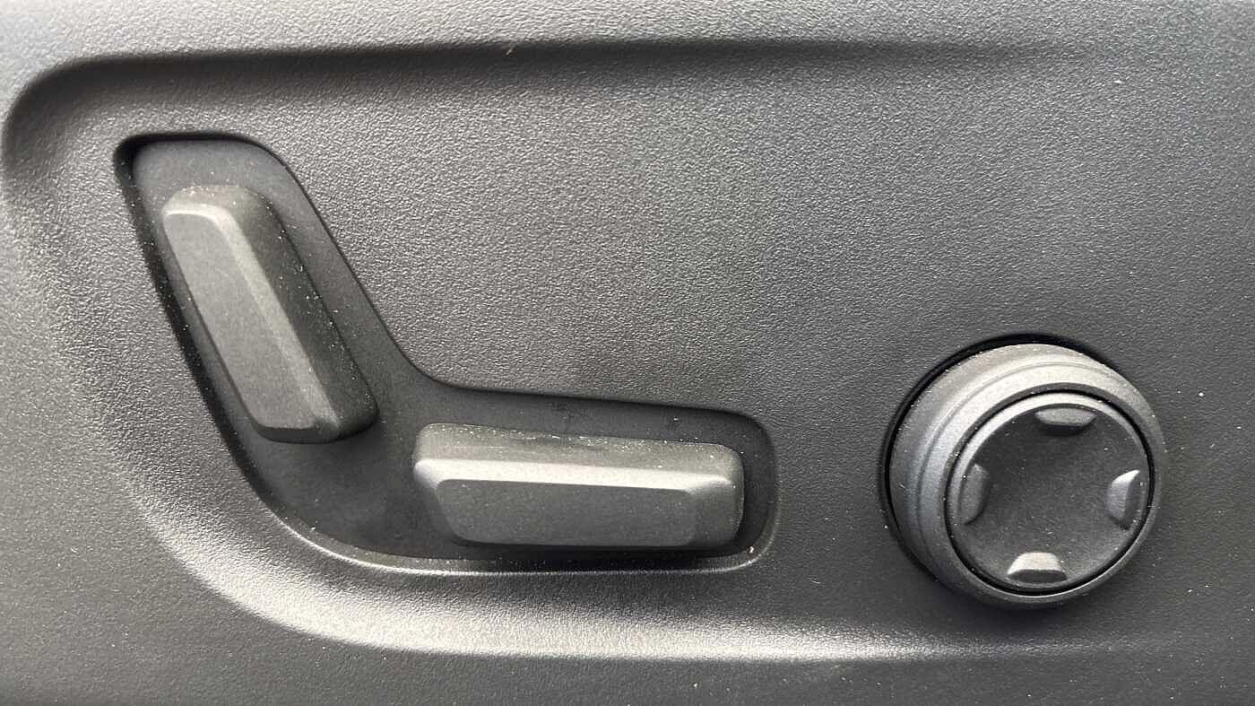 Used Volvo XC40 2025 for sale - 77363756: Photo 27