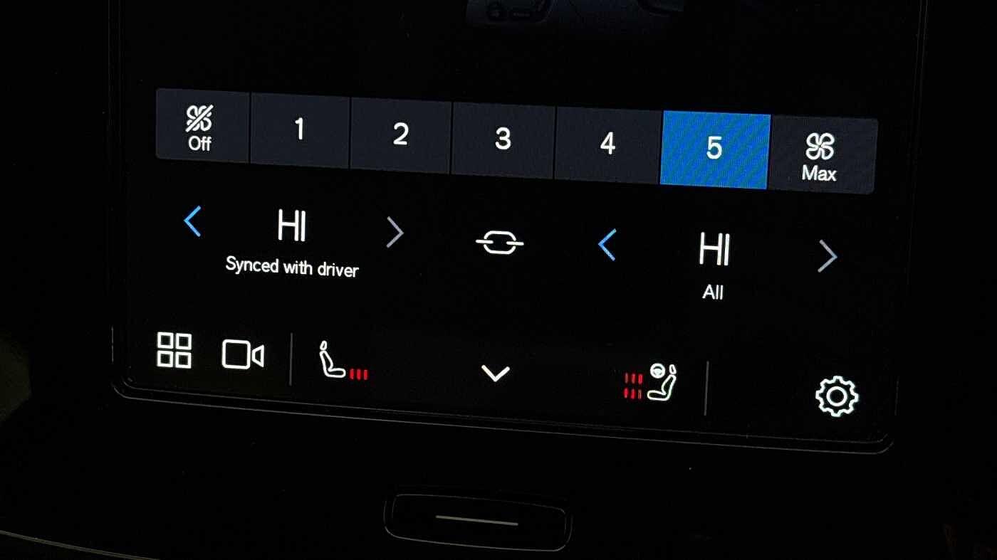 Used Volvo XC40 2025 for sale - 77363756: Photo 39